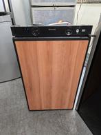 Dometic RM5380 koelkast met kleine vriezer, Ophalen, Zo goed als nieuw