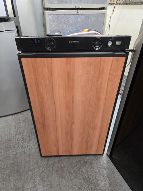 Dometic RM5380 koelkast met kleine vriezer, Caravans en Kamperen, Camper-accessoires, Zo goed als nieuw, Ophalen