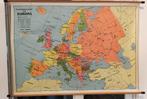 schoolkaart staatkundige kaart van Europa, Antiek en Kunst, Antiek | Schoolplaten, Ophalen, Aardrijkskunde