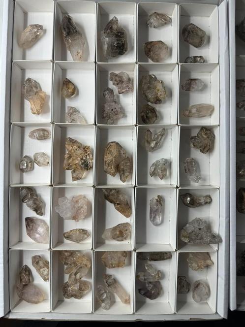 Kristallen Goboboseb Brandberg Erongo mineralen verzameling, Verzamelen, Mineralen en Fossielen, Mineraal, Ophalen of Verzenden