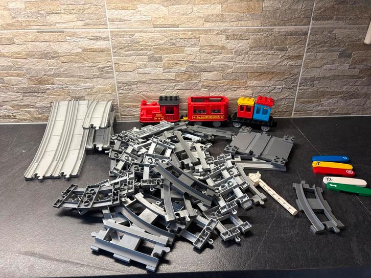 Elektrische Duplo Trein met Rails & Brug, Kinderen en Baby's, Speelgoed | Duplo en Lego, Gebruikt, Duplo, Complete set, Ophalen of Verzenden