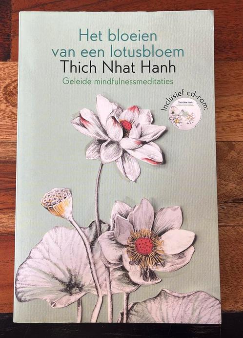 Thich Nhat Hanh - Het bloeien van een lotusbloem, Boeken, Esoterie en Spiritualiteit, Gelezen, Ophalen of Verzenden