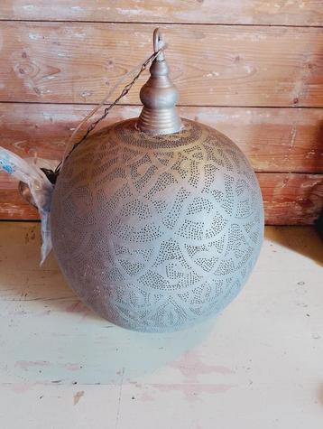 Oosterse metalen hanglamp  beschikbaar voor biedingen