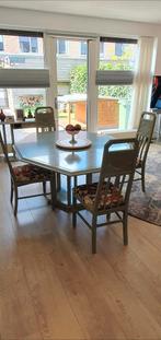 Complete eetkamerset. Unieke Italiaanse stijl. Handgemaakt!, Huis en Inrichting, Ophalen, Gebruikt, Italiaans design, 4 tot 6 stoelen