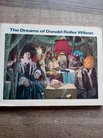 Mooi kunstboek 'The dreams of Donald Roller Wilson' beschikbaar voor biedingen