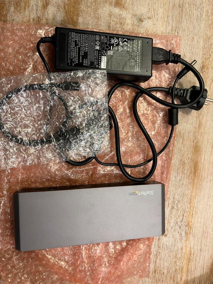 Startech Thunderbolt USB-C dockingstation 3 stuks, Computers en Software, Dockingstations, Zo goed als nieuw, Ophalen of Verzenden