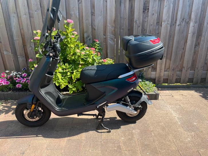 Elektrische scooter IVA E-go S4, Fietsen en Brommers, Scooters | Vespa, Zo goed als nieuw, Overige modellen, Elektrisch, Ophalen of Verzenden