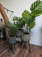 Rieten Bloempotten met Kunstplanten op Pootjes - 3 stuks, Ophalen of Verzenden
