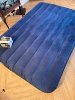 Intex luchtebd 1.37 breed met electrische pomp, Ophalen of Verzenden, Gebruikt