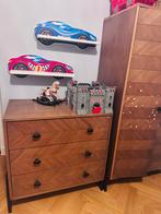 Kinderkamer kastenset visgraat hout: ladekast, kledingkast, Ophalen, Zo goed als nieuw, Jongetje of Meisje