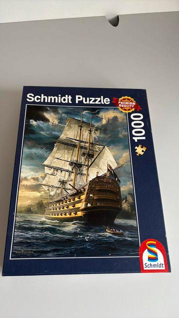 Puzzel schip beschikbaar voor biedingen