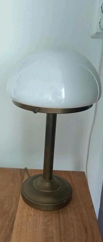 Lampen beschikbaar voor biedingen