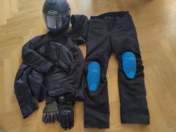Compleet zwart dames motorpak Revit mt 40-42 met HJC helm beschikbaar voor biedingen