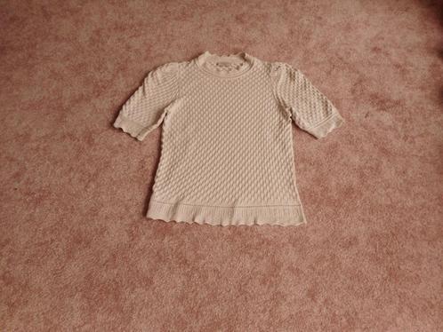 Leuke gebreide top Freequent maat L / 40/42, Kleding | Dames, Tops, Zo goed als nieuw, Maat 38/40 (M), Beige, Korte mouw, Ophalen of Verzenden