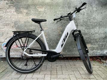 KTM Macina tour P500 LTD Dames monotube White 46cm 2024 beschikbaar voor biedingen