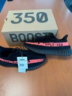 Adidas yeezy boost 350 v2 Core black red, Ophalen of Verzenden, Nieuw, Zwart