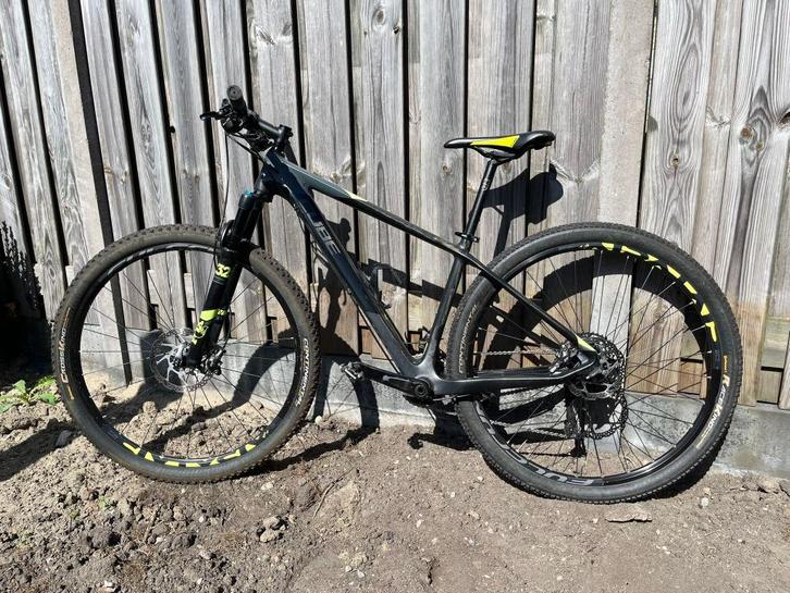 MTB 29 maat M Carbon frame, Fietsen en Brommers, Fietsen | Mountainbikes en ATB, Gebruikt, Overige merken, 57 cm of meer, Hardtail