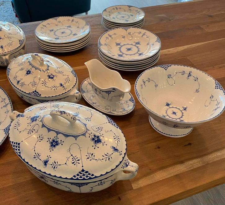 Wallerfrangen Villeroy & Boch porselijnen servies, Antiek en Kunst, Antiek | Servies compleet, Ophalen