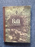 Bali in Kleuren Plakboek/Verzamel album; door Douwe Egberts, Ophalen of Verzenden, Gelezen, Piet Bakker, Azië