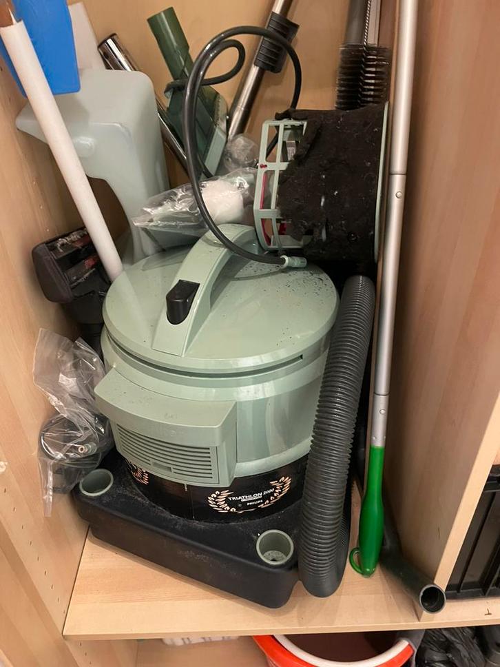 Professioneel philips 2000  stof Schoonmaak machine, Doe-het-zelf en Verbouw, Reinigingsmachines, Gebruikt, Waterstofzuiger, Ophalen