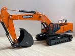 Doosan DX800 1:50 Graafmachine, Hobby en Vrije tijd, Modelauto's | 1:50, Ophalen of Verzenden, Nieuw