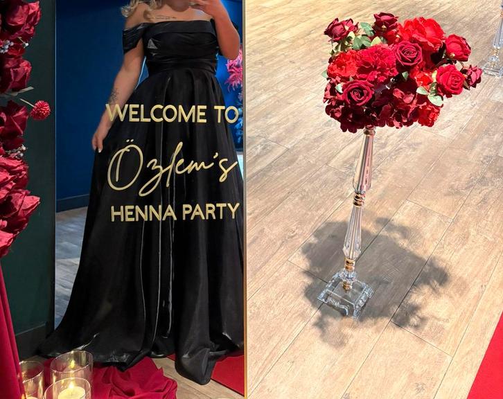 Avondjurk galajurk abiye, Kleding | Dames, Jurken, Zo goed als nieuw, Maat 42/44 (L), Zwart, Onder de knie, Ophalen of Verzenden