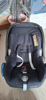 Maxi-Cosi Cabriofix + verkleiner, Ophalen of Verzenden