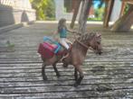 Schleich paardje met poppetje, zadel, hoofdstel en poetskist, Ophalen of Verzenden, Zo goed als nieuw