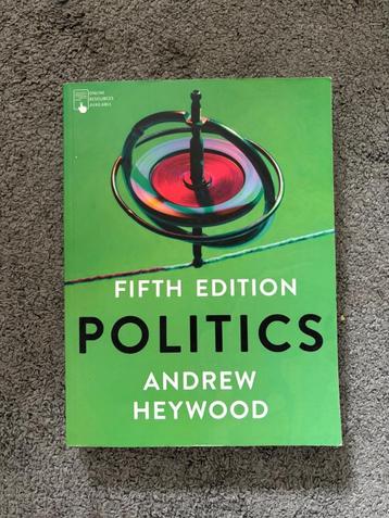 Politics - Andrew Heywood - vijfde druk beschikbaar voor biedingen