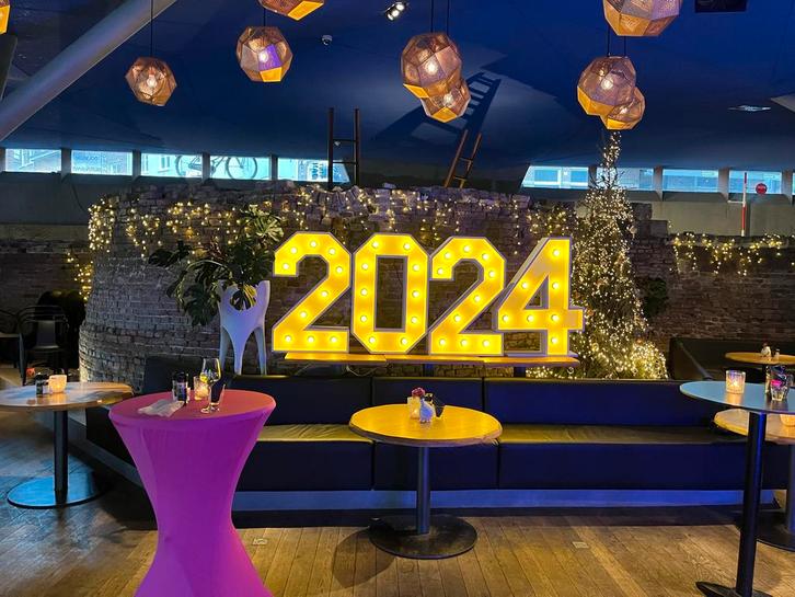 Lichtcijfers voor elk feest!, Hobby en Vrije tijd, Feestartikelen, Nieuw, Versiering, Verjaardag, Ophalen of Verzenden