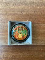 Russische Lakdoos Broche, Antiek en Kunst, Ophalen of Verzenden