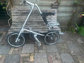 Strida SX 18 inch in nette staat beschikbaar voor biedingen