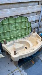 Grote en degelijke zand en watertafel met parasol, Ophalen, Gebruikt