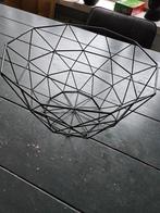 Moderne metalen fruitschaal, Overige materialen, Schaal, Ophalen of Verzenden, Zo goed als nieuw