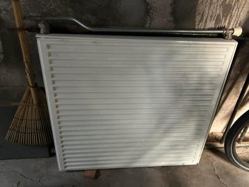 Radiator wit beschikbaar voor biedingen