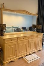 Gratis Dressoir+tv meubel+ salontafel+ eettafel en 4 stoelen, Huis en Inrichting, Complete inboedels, Ophalen