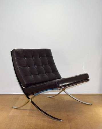 Vintage 1977 Knoll Barcelona Chair in donkerbruin leder beschikbaar voor biedingen