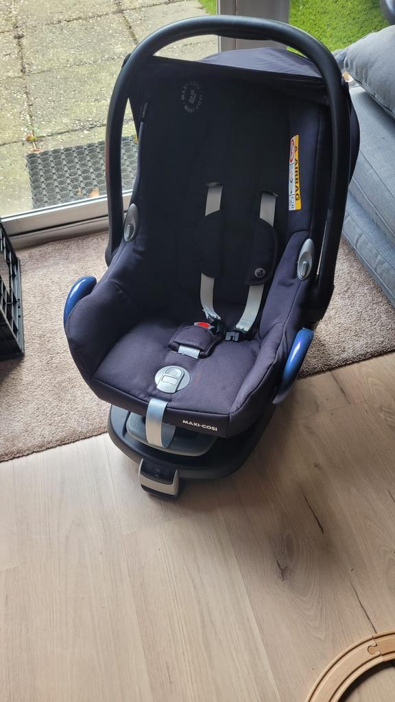 Maxi-Cosi CabrioFix + FamilyFix + Extras, Kinderen en Baby's, Autostoeltjes, Gebruikt, Maxi-Cosi, 0 t/m 13 kg, Isofix, Zijbescherming