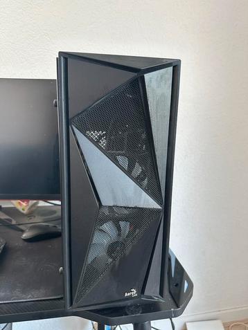 Gaming PC beschikbaar voor biedingen