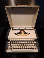 VINTAGE RETRO WERKEND OLYMPIA TRAVELER DE LUXE TYPEMACHINE, Diversen, Typemachines, Ophalen of Verzenden, Zo goed als nieuw