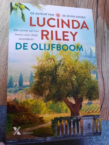DE OLIJFBOOM...LUCINDA RILEY  beschikbaar voor biedingen