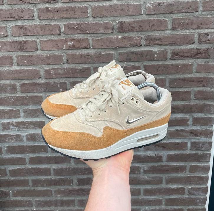 Nike Air Max 1 Premium SC Jewel Beach, Kleding | Dames, Schoenen, Zo goed als nieuw, Sneakers of Gympen, Overige kleuren, Ophalen of Verzenden