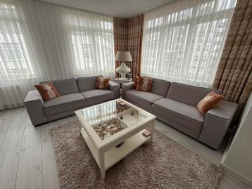 IKEA salontafel – wit met glazen blad (92x92 cm) gratis! beschikbaar voor biedingen