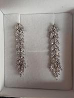 (Bruids) oorbellen DRKS nieuw, Hangers, Nieuw, Ophalen of Verzenden, Zilver
