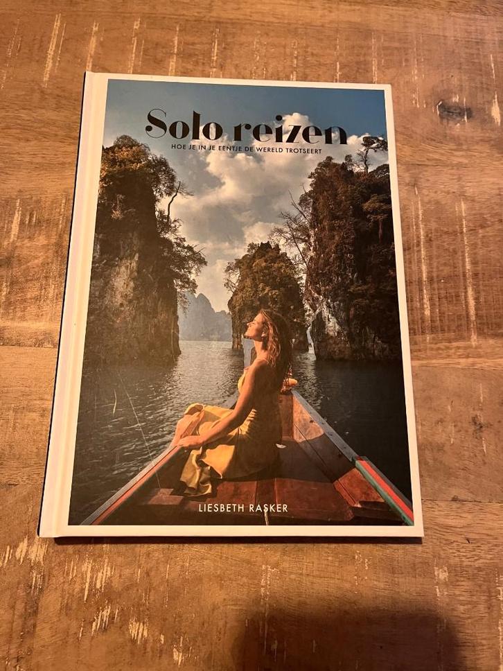 Boek Solo reizen - Liesbeth Rasker, Boeken, Reisgidsen, Nieuw, Reisgids of -boek, Europa, Overige merken, Ophalen of Verzenden