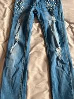 Stoere spijkerbroek met parels aan de bovenkant size 12, Ophalen of Verzenden, Zo goed als nieuw, Blauw, W32 (confectie 46) of kleiner