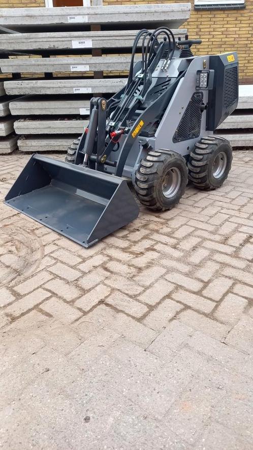 Cmh S320 Skidster mini loader shovel, Zakelijke goederen, Agrarisch | Werktuigen, Ophalen of Verzenden