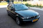 BMW E46 3-serie 320i, CARPLAY, Automaat, goed onderhouden, Auto's, BMW, Achterwielaandrijving, Zwart, Zwart, Stationwagon