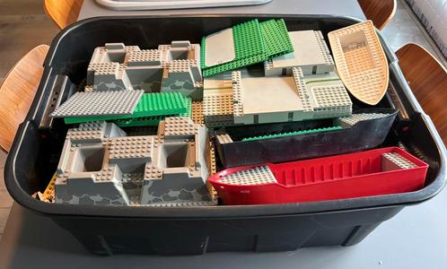 Lego, grote bak vol met grondplaten, Kinderen en Baby's, Speelgoed | Duplo en Lego, Zo goed als nieuw, Lego, Losse stenen, Ophalen of Verzenden