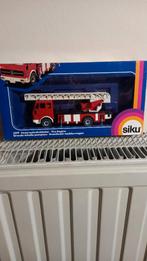 Siku brandweer-ladderwagen 2819., Ophalen of Verzenden, Zo goed als nieuw, Bus of Vrachtwagen